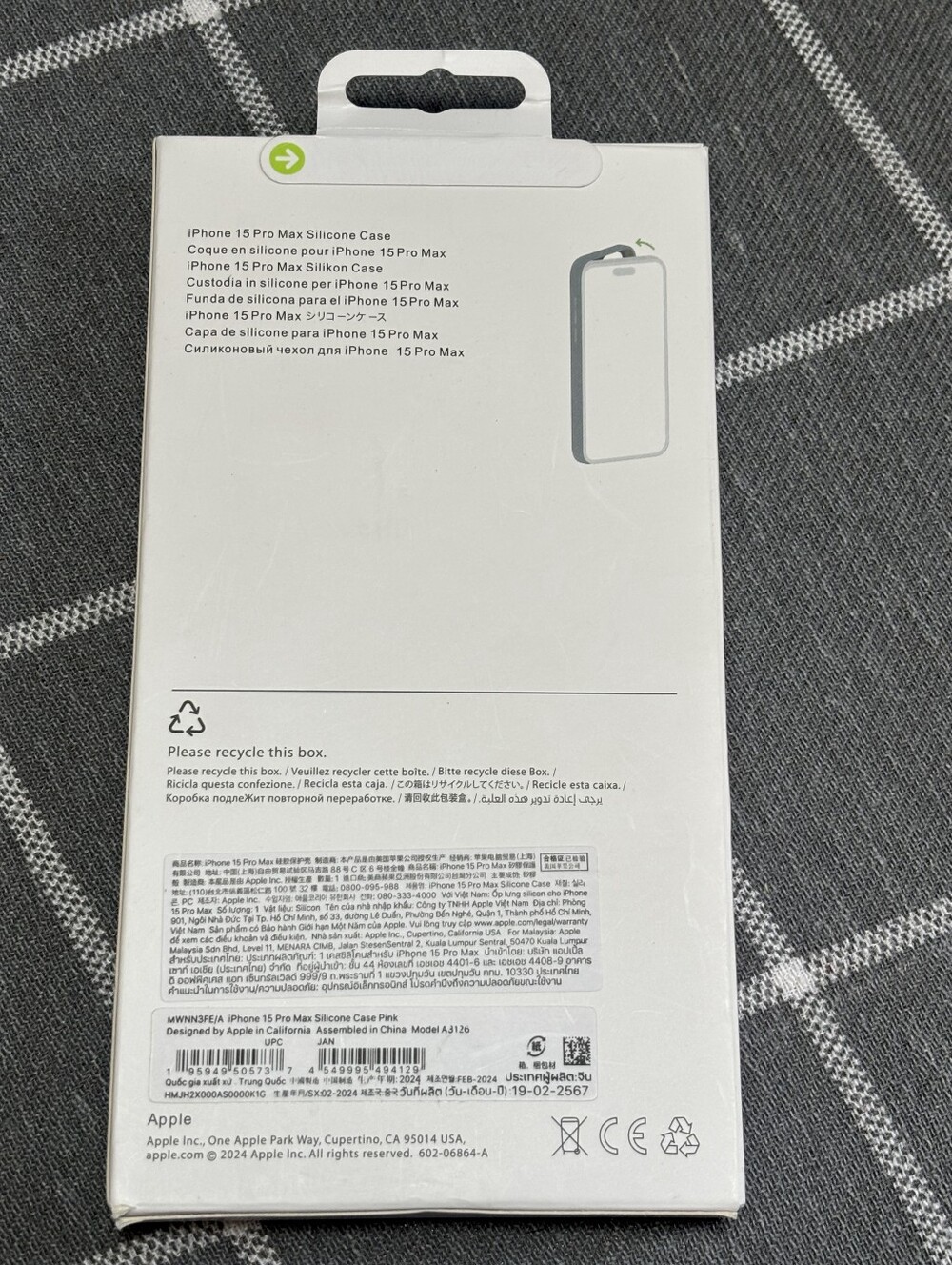 Apple iPhone 15 Pro Max Silicone Case - Brand New - Picture 2 of 2